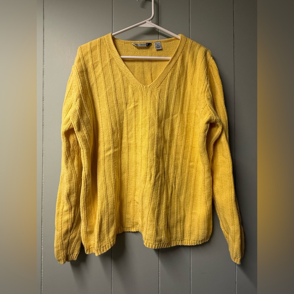 Vtg l Yellow V-Neck 100% Cotton Cable Knit Sweater